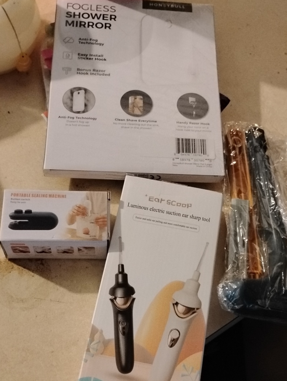 Ear Scoop Electric Luminous Ear Cleaner /Bag Sealer/Large Handle Lint Brush/Show